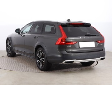 Volvo V90 II Kombi 2.0 D4 190KM 2017 Volvo V90 Cross Country D4 2.0 AWD, 187 KM, 4X4, zdjęcie 3