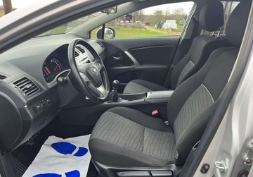 Toyota Avensis III Wagon Facelifting 2015 1.6 Valvematic 132KM 2016 Toyota Avensis 1,6 Benz. 132 KM, Zadbany 1.6 Benzyna 132KM, zdjęcie 8