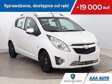 Chevrolet Spark II Hatchback 1.0L DOHC 68KM 2010 Chevrolet Spark 1.0 16V, GAZ, Klima