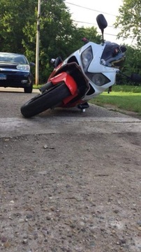 Honda CBR f4i, f4isport. Klatka stunt.