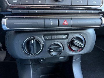 Citroen C3 III Hatchback 1.2 PureTech 82KM 2019 Citroen C3 1.2 benzyna 83 KM LED alufelgi tempomat zarej w PL zadbany, zdjęcie 10