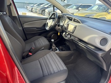 Toyota Yaris III Hatchback 5d Facelifting 1.33 Dual VVT-i 99KM 2016 Toyota Yaris 1.33 Premium MS EU6 III (2011-2019) 1, zdjęcie 6
