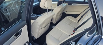 Mercedes Klasa C W204 Kombi T204 Facelifting 250 CDI BlueEFFICIENCY 204KM 2013 Mercedes-Benz Klasa C 250 CDI DPF 4Matic 7G-TRONIC Avantgarde, zdjęcie 4