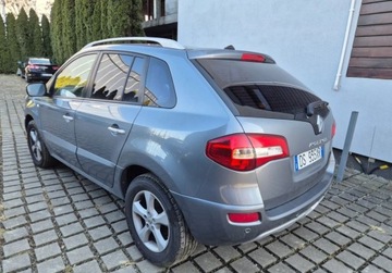 Renault Koleos I SUV 2.0 dCi 150KM 2009 Renault Koleos 2.0 dci 4x4 manual bez rdzy Uszkodzony silnik 2.0 Diesel, zdjęcie 5