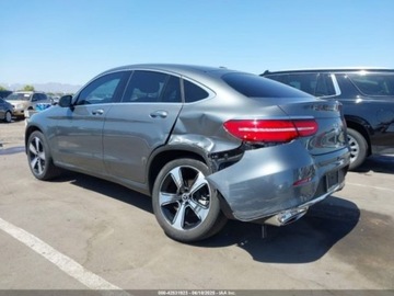 Mercedes GLC C253 2018 Mercedes-Benz GLC 2018 MERCEDES-BENZ GLC 300 COUPE 4MATIC 2.0 Benzyna 241KM, zdjęcie 5