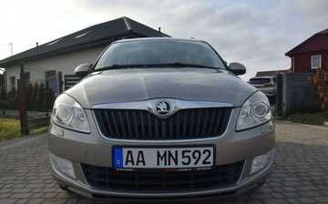 Skoda Roomster Mikrovan Facelifting 1.2 TSI 105KM 2013 Skoda Roomster 1.2TSI Automat Klimatronik Panorama Sprowadzony Oplacony, zdjęcie 6