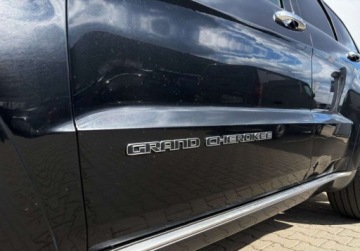 Jeep Grand Cherokee IV Terenowy Facelifting 2016 3.0 CRD 250KM 2018 Jeep Grand Cherokee 3.0 CRD 250KM Summit AT Salon PL 3.0 Diesel 250KM, zdjęcie 9