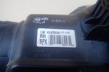 LAMPA PRAWA REFLEKTOR PRAWY OPEL MERIVA B 10-13R
