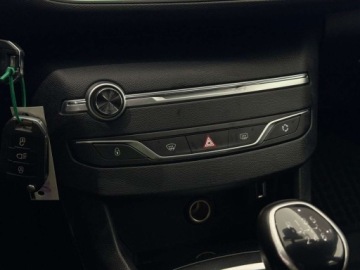 Peugeot 2021 Peugeot 308 Active Pack CarPlayAndroid Auto Kamera cofania Tempomat FV, zdjęcie 23