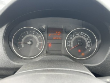 Peugeot 301 Sedan 1.2 VTi 72KM 2014 Peugeot 301 Salon PL Klimatronik Czujniki park., zdjęcie 6