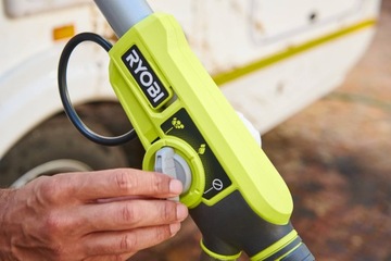 Телескопическая щетка RYOBI RWTS18-0