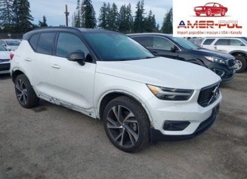 Volvo XC40 2022 Volvo XC 40 T5 R-Design 2022 2.0 Benzyna 248KM