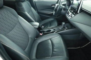 Toyota Corolla XII Sedan 1.8 Hybrid 122KM 2019 Toyota Corolla 1.8 Hybrid, Salon Polska, zdjęcie 6