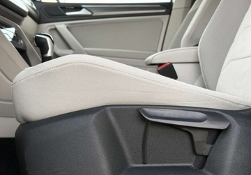 Volkswagen Tiguan II SUV Facelifting 1.5 TSI 150KM 2022 Volkswagen Tiguan Matrix-LED Webasto ACC Kamera Park Assist FVAT23 S, zdjęcie 24