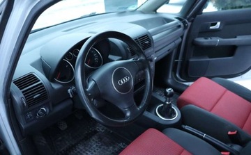 Audi A2 1.4 TDI 90KM 2005 Audi A2 Tempomat, Grzane Fotele, Komputer, Climatronic, Zadbany, Lakier St, zdjęcie 5