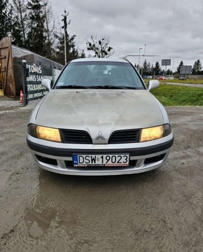 Mitsubishi Carisma Sedan 1.9 DID 102KM 2002 Mitsubishi Carisma Mitsubishi Carisma 1.9 Diesel 102KM, zdjęcie 4