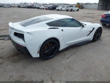 Chevrolet Corvette C7 2016 Chevrolet Corvette Stingray Z51 2016 6.2 Benzyna 460KM, zdjęcie 5