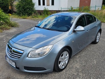 Opel Insignia I Sedan 1.8 Twinport ECOTEC 140KM 2010 Opel Insignia 1,8 140 KM Navi Tempomat