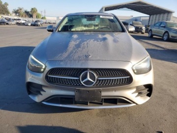 Mercedes Klasa E W213 2021 Mercedes-Benz Klasa E 350 2021 2.0 Benzyna 255KM, zdjęcie 5