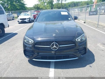 Mercedes Klasa E W213 2021 Mercedes-Benz Klasa E 350 4Matic Pakiet AMG Bogata wersja 2.0 255KM, zdjęcie 7