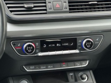 Audi Q5 II SUV Facelifting 2.0 40 TDI 204KM 2021 Audi Q5 quattro S tronic Matrix LED OLED Virtual Cockpit 2.0 Diesel 204KM, zdjęcie 16