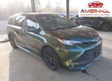 Toyota Sienna III 2025 Toyota Sienna Woodland Edition 2025 2.5l 2.5 Hybryda 245KM