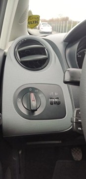 Seat Ibiza IV Hatchback 5d Facelifting 1.4 85KM 2013 Seat Ibiza po lifcie , zadbana,1.4 mpi ,bezwypadek 1.4 Benzyna 85KM, zdjęcie 15