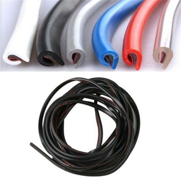 Защитная кромка двери автомобиля