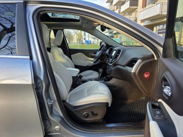 Jeep Cherokee V Terenowy 3.2 V6 272KM 2017 JEEP CHEROKEE Overland V6 3.2l benzyna 272KM 4X4 Salon PL LPG Wentylacja, zdjęcie 35