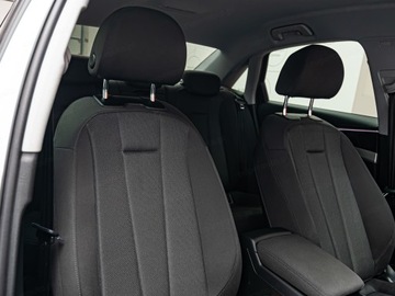 Audi A4 B9 Limousine Facelifting 2.0 35 TFSI 150KM 2021 AUDI A4 35 TFSI Sedan 2.0 (150KM) 2021, zdjęcie 6