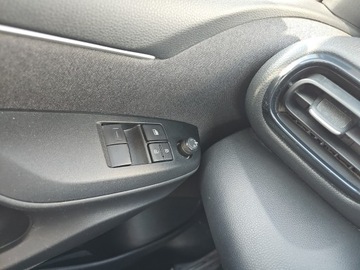 Toyota Yaris IV Hatchback 1.5 Dynamic Force 125KM 2023 Toyota Yaris 1,5-Dual-VVT-iE IV (2020-), zdjęcie 9