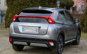 Mitsubishi Eclipse Cross SUV 1.5 T 163KM 2018 Mitsubishi Eclipse Cross Bogato Wyposazony Bezwypadkowy 1.5 Benzyna, zdjęcie 9