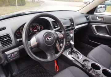 Subaru Outback III 2.5 165KM 2006 Subaru Outback 2.5 Benzyna 164KM, zdjęcie 8