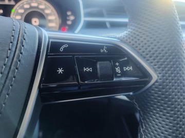 Audi A8 D5 S8 Facelifting 4.0 TFSI 571KM 2024 Audi S8 Audi S8TFSI mHEV Quattro 571KM Tiptronic 4.0 Benzyna 571KM, zdjęcie 16