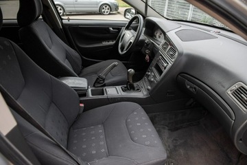 Volvo V70 II 2.4 140KM 2001 Volvo V70 2.4i 140KM ! Super Stan ! Opłacony !, zdjęcie 8