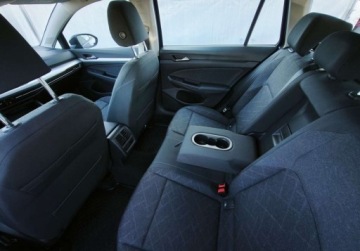 Volkswagen Golf VIII Variant 2.0 TDI 115KM 2024 Volkswagen Golf Variant Variant Life Pakiety, ACC, ergoActive z masazem i, zdjęcie 17