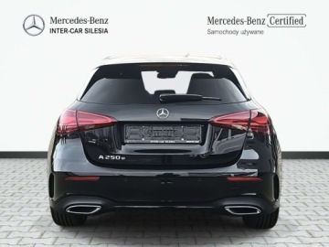 Mercedes Klasa A W177/V177 2023 Mercedes-Benz Klasa A A 250 e AMG MULTIBEAM LED Panorama Burmester Ni, zdjęcie 5