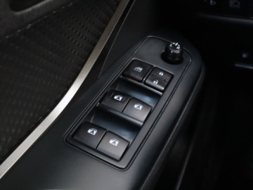 Toyota C-HR I Crossover 1.2L Turbo 116KM 2018 Toyota C-HR 1.2 Turbo, Salon Polska, Klima, zdjęcie 16