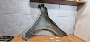 BLATNÍK LEVÝ PŘEDNÍ ORIGINÁLNÍ BMW F40
