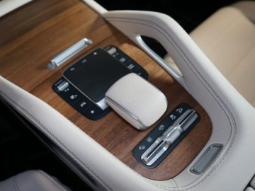 Mercedes GLS X167 SUV Facelifting 3.0 450d 367KM 2026 450 d 4MATIC (367KM) AMG Line | Kamera 360 + THERMOTRONIC + Hak, zdjęcie 11