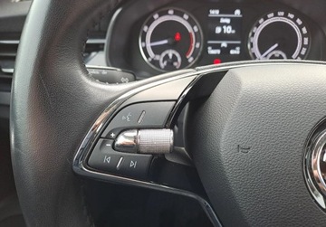 Skoda Scala Hatchback 1.0 TSI 110KM 2022 Skoda Scala Ambition 1,0 TSI 110KM Salon PL ASO VAT-23 Benzyna 110KM, zdjęcie 15