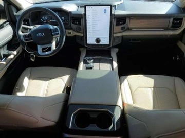 Ford Expedition III 2024 Ford Expedition 2024, 3.5L, MAX LIMITED, od ubezpieczalni 3.5 Benzyna 400KM, zdjęcie 6