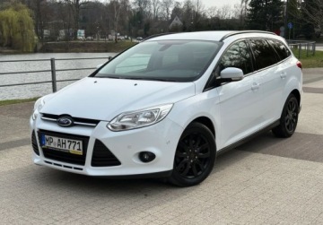 Ford Focus III Kombi 1.0 EcoBoost 125KM 2013 Ford Focus 1.0 Benzyna Bezwypadkowy Pierwszy Wlasciciel Benzyna 125KM