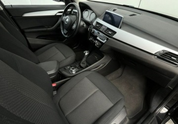 BMW X1 F48 Crossover Plug-In 1.5 25e 220KM 2021 BMW X1 xDrive Plug-In PDC Automat Led Navi Tempomat FV23 1.5, zdjęcie 18