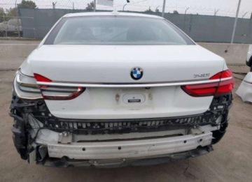 BMW Seria 7 G11-G12 2019 BMW Seria 7 2019, 3.0L, od ubezpieczalni 3.0 Benzyna 320KM, zdjęcie 8