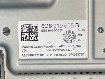 CZYTNIK WYŚWIETLACZ NAWIGACJI VW PASSAT B8 LIFT