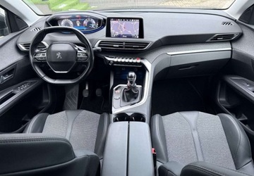 Peugeot 5008 II Crossover 1.2 PureTech 130KM 2020 Peugeot 5008 Peugeot 5008 1.2 Benzyna 130KM, zdjęcie 7