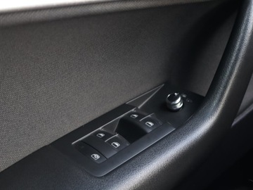 Audi A3 8P Hatchback 3d 1.2 TFSI 105KM 2011 Audi A3 1.2 TFSI, Klima, Klimatronic, Parktronic, zdjęcie 15