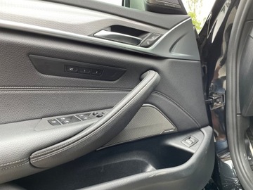 BMW Seria 5 G30-G31 Touring 550d 400KM 2018 BMW 5 Touring (G31) M 550 d xDrive 400 KM, zdjęcie 15