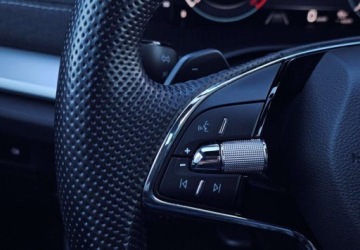 Skoda Octavia IV Liftback 1.5 TSI EVO 150KM 2023 Skoda Octavia Czarna Perla - Sportowe fotele - Top LED Matrix - ACC 210 km, zdjęcie 19